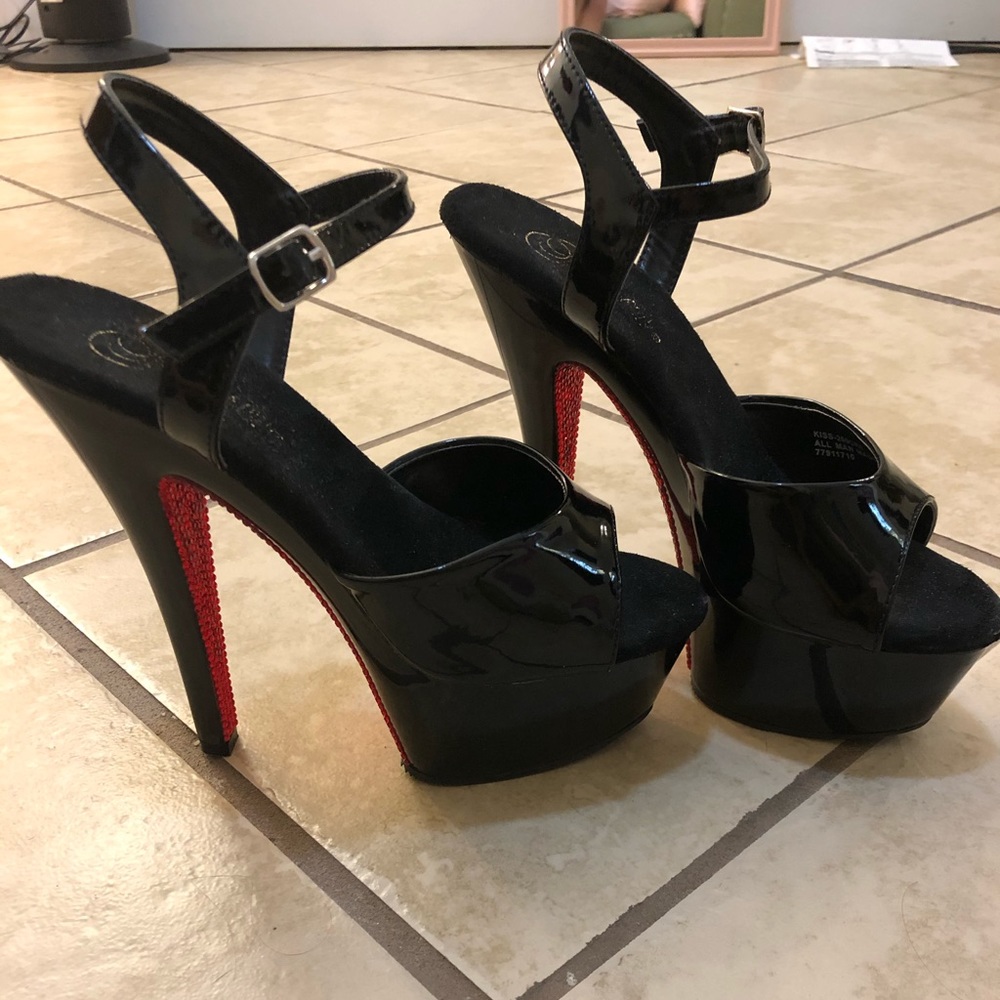 Pleaser heels